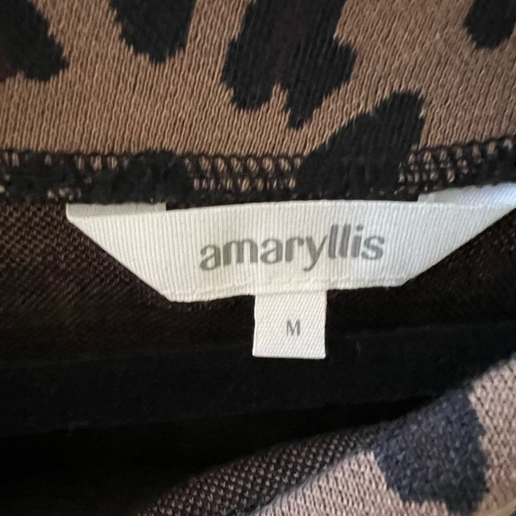 Leopard top - Picture 2 of 3